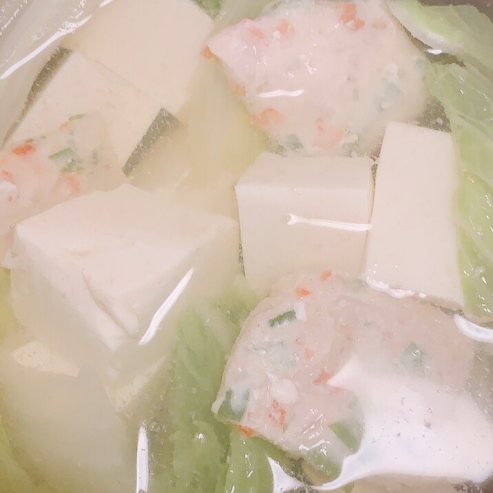 簡単！やさしい出汁のつみれ湯豆腐